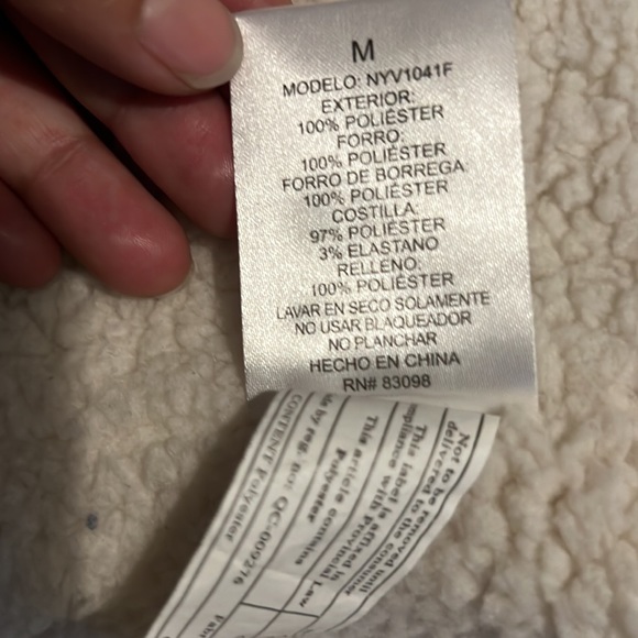 Cisono Los Angeles outwear puffer vest - Picture 5 of 5